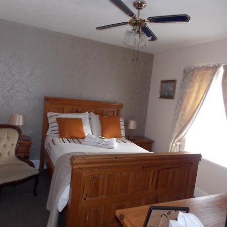 Ivy Bank Guest House Tenby Kültér fotó