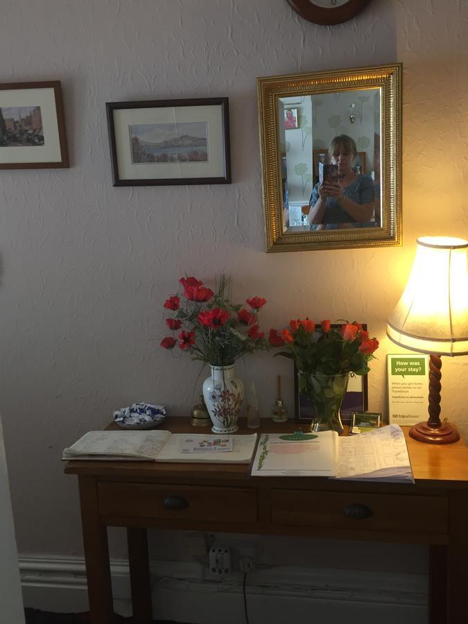 Ivy Bank Guest House Tenby Kültér fotó