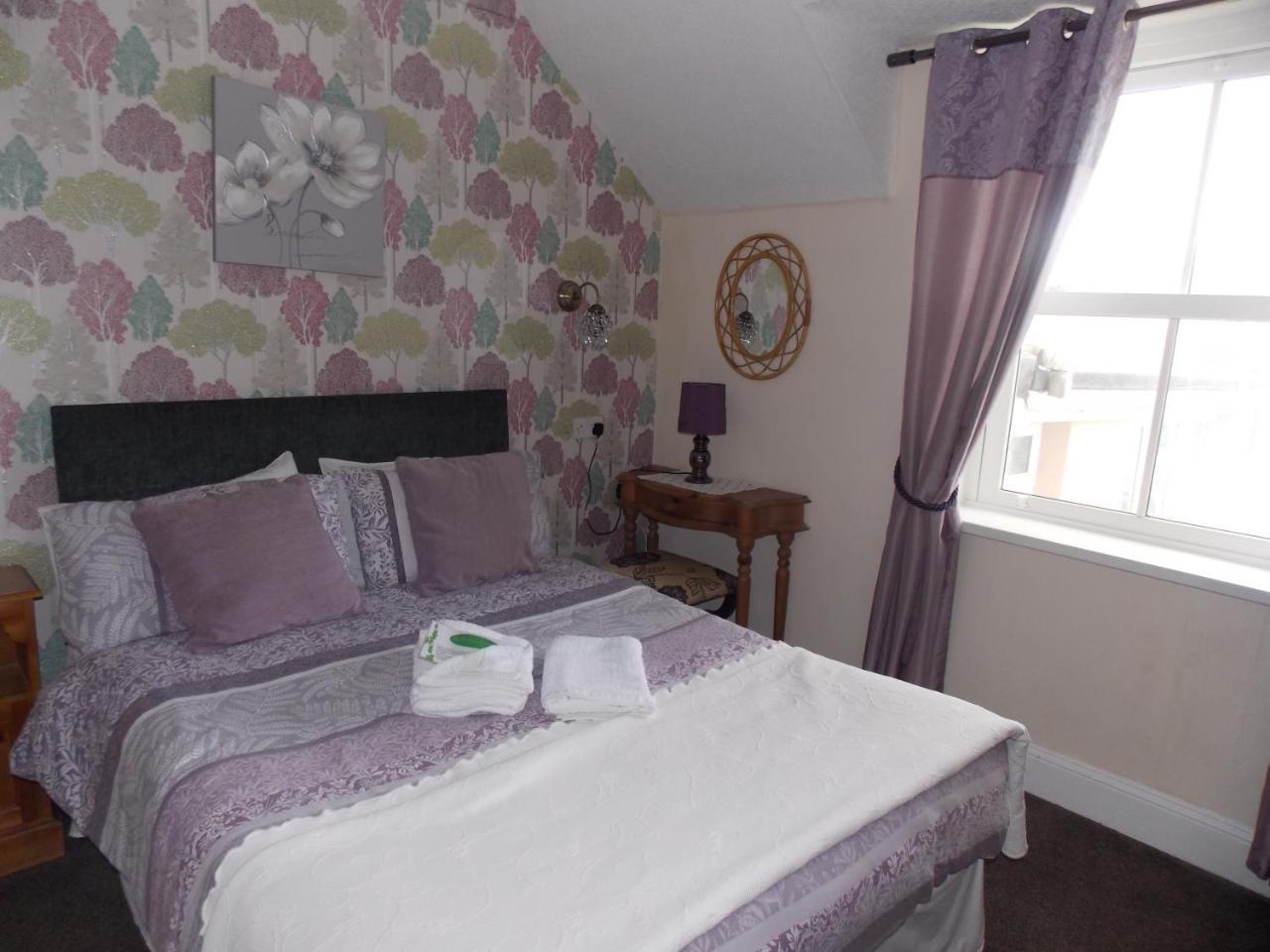 Ivy Bank Guest House Tenby Kültér fotó