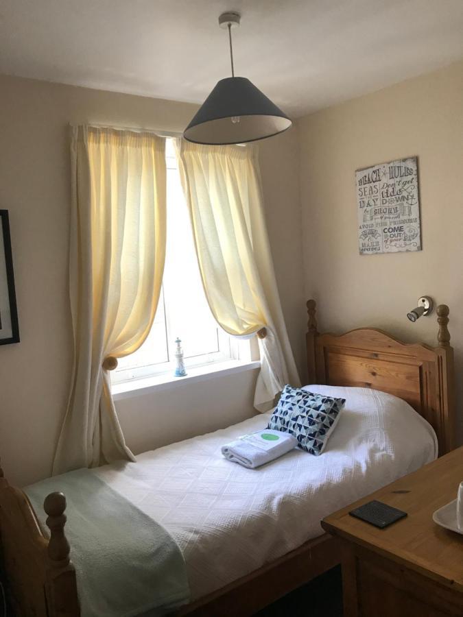 Ivy Bank Guest House Tenby Kültér fotó
