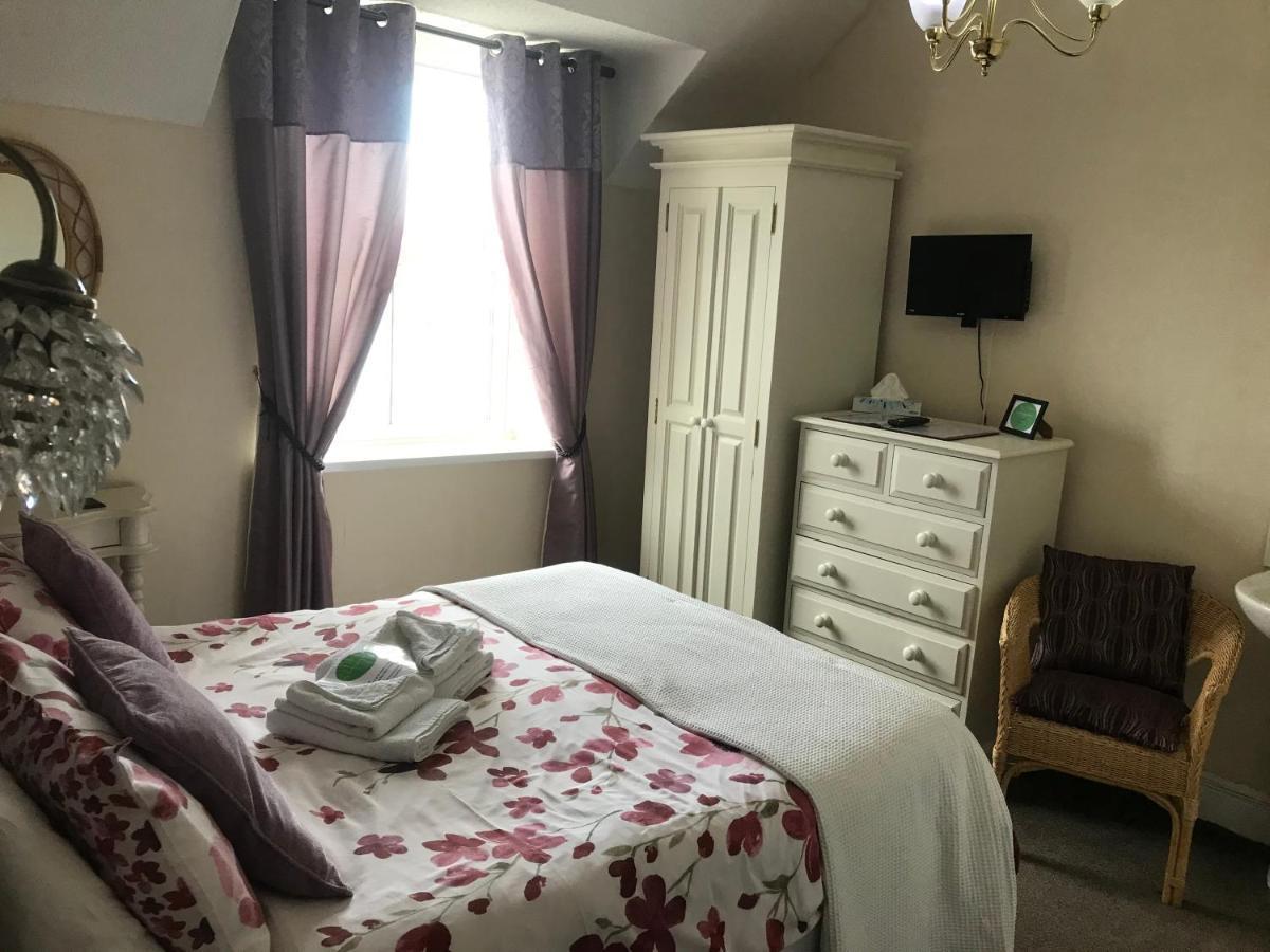 Ivy Bank Guest House Tenby Kültér fotó