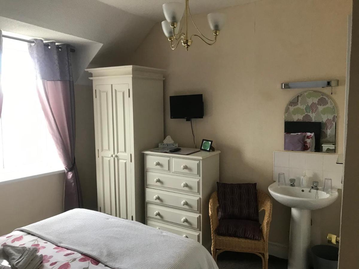 Ivy Bank Guest House Tenby Kültér fotó