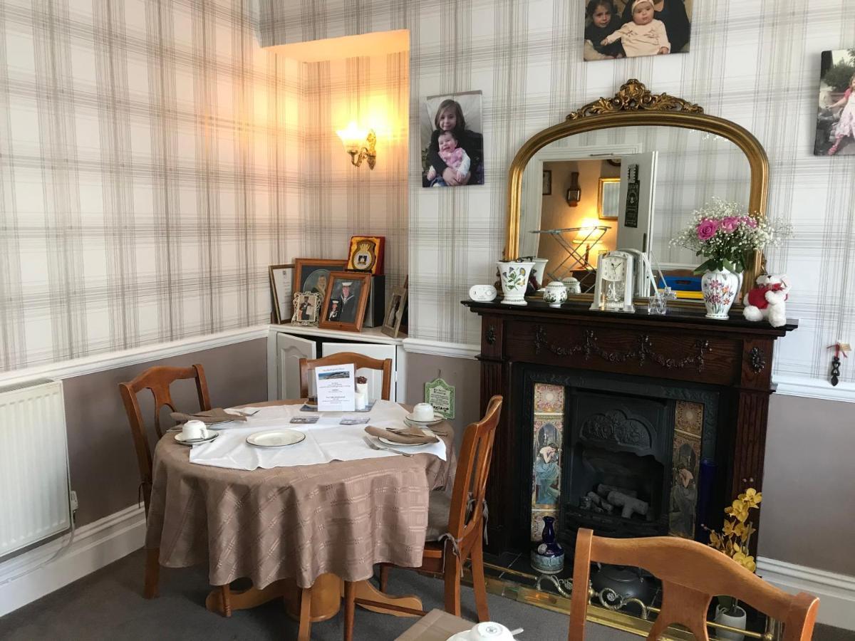 Ivy Bank Guest House Tenby Kültér fotó